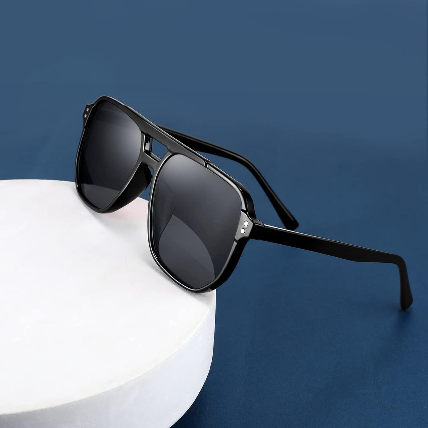 商品图片 126 | B09J8999GR | FEISEDY Retro Square Aviator Sunglasses Women Men 70s Vintage Trendy Plastic Frame Sun Glasses B2835