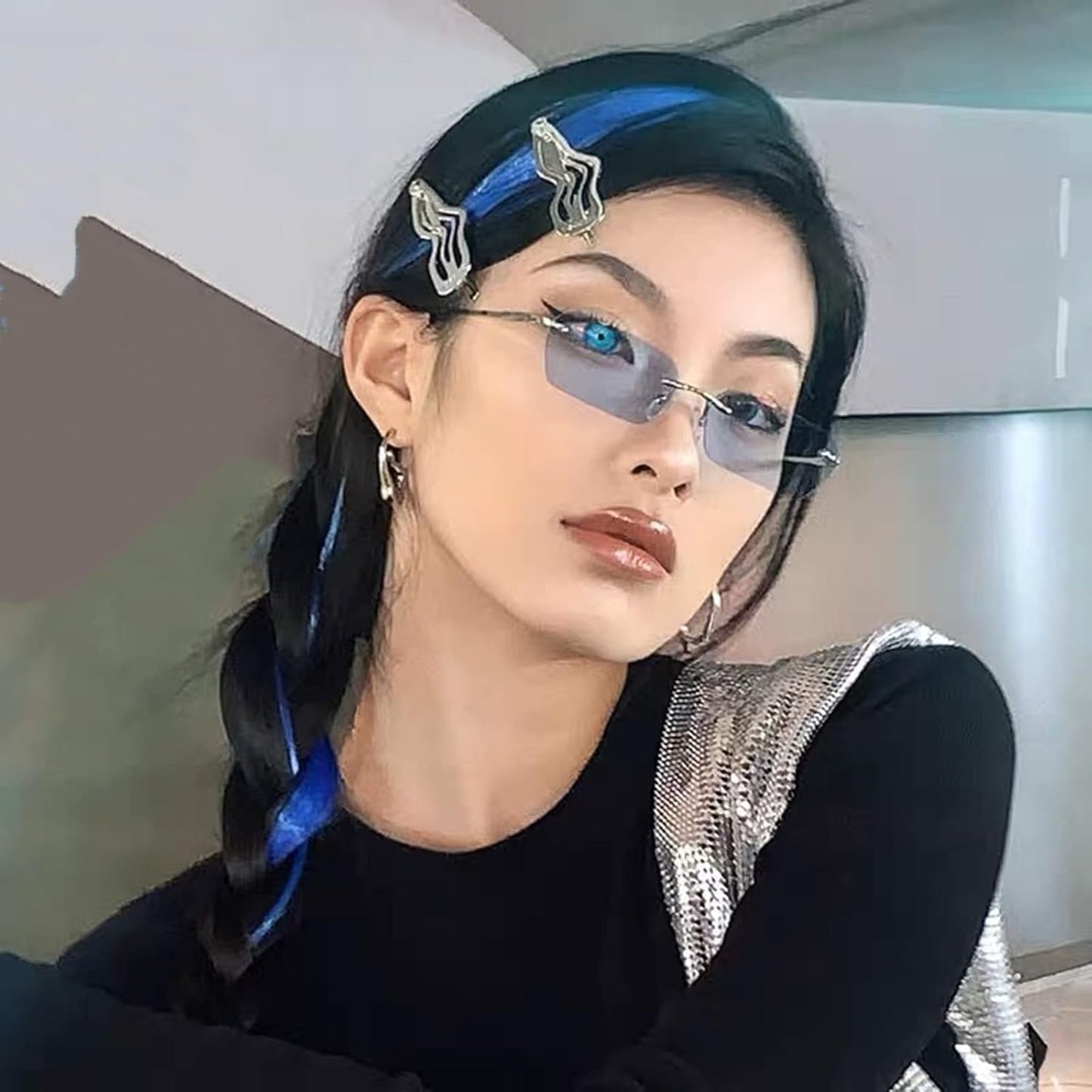 商品图片 54 | B0CY2Q4VW1 | FEISEDY Rimless Sunglasses Y2K Retro Small Narrow Rectangle Shades B2643