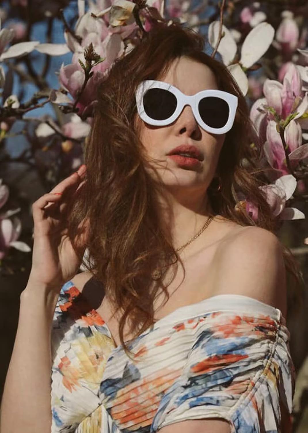 商品图片 33 | B083TZVTXV | FEISEDY Retro Oversized Square Horn Sunglasses Semi Cat Eye Butterfly Glass Big Thick Bold Frame B2572