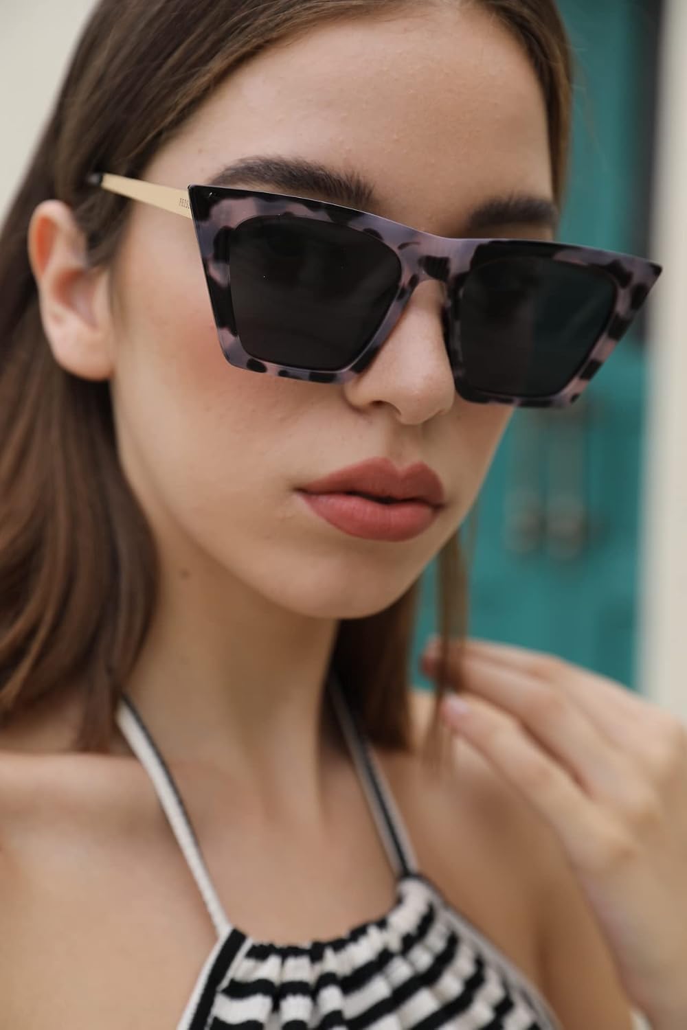 商品图片 28 | B08R8QL6DQ | FEISEDY Vintage Polarized Square Cat Eye Sunglasses Women Trendy Fashion Cateye Polarized Sunglasses B2692
