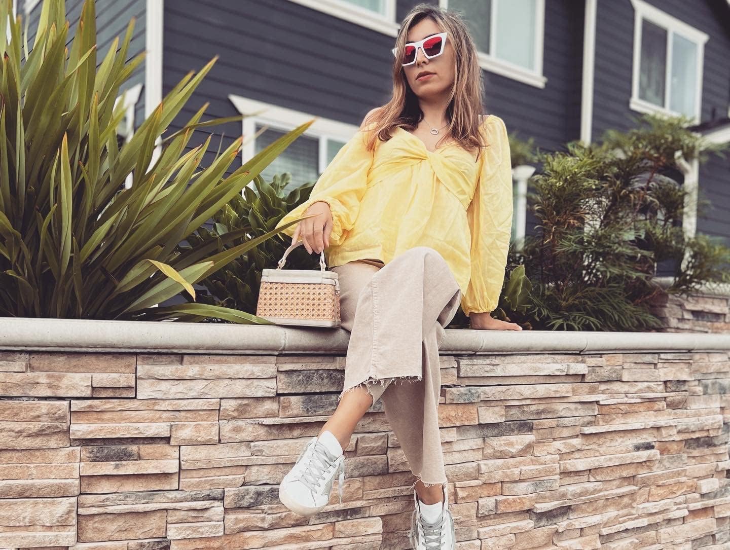 商品图片 14 | B08R8QL6DQ | FEISEDY Vintage Polarized Square Cat Eye Sunglasses Women Trendy Fashion Cateye Polarized Sunglasses B2692