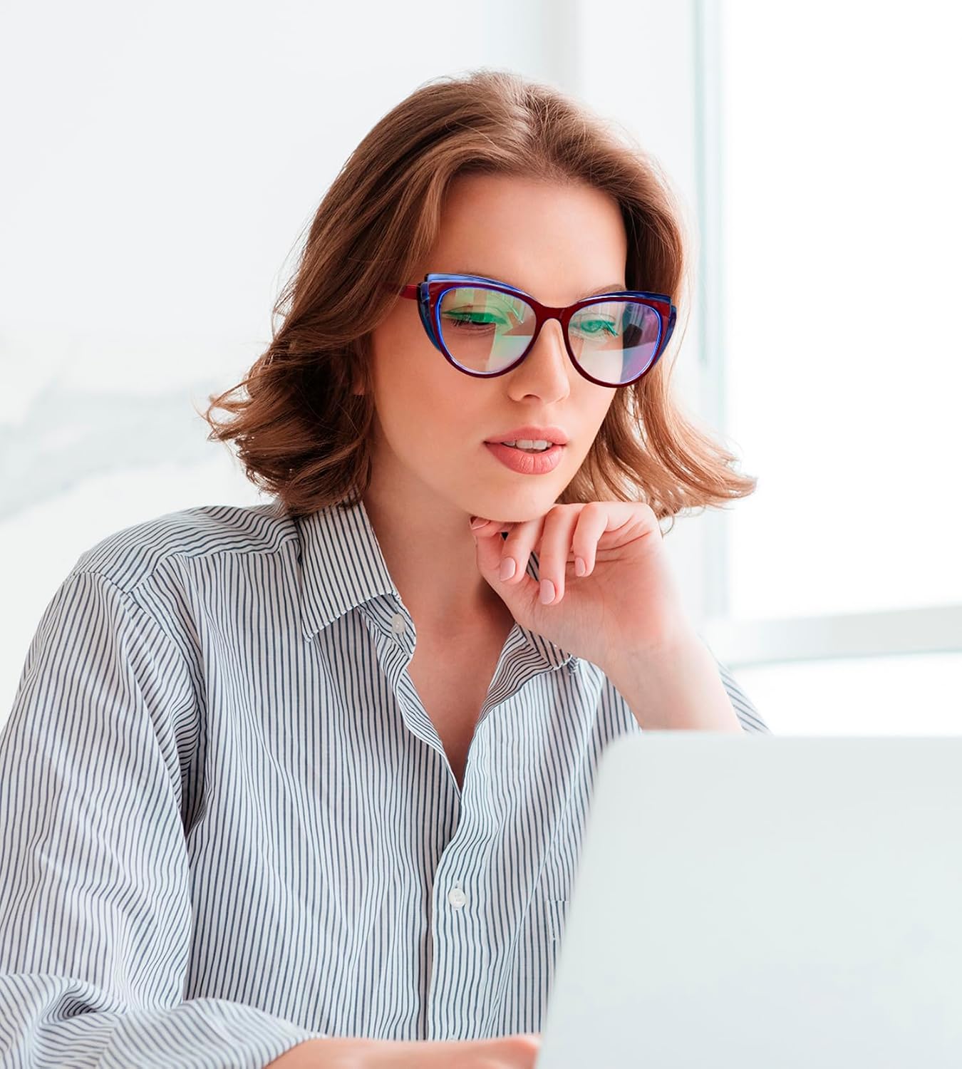 商品图片 2 | B0CGNLZQFZ | FEISEDY Women Cateye Blue Light Blocking Glasses Fake Nerd Clear Computer Eyewear TR Fashion Frame B0040