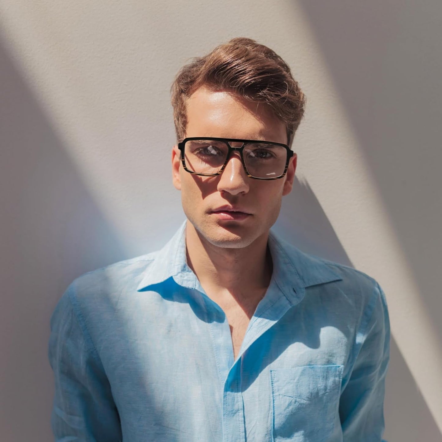 商品图片 27 | B0D9NJ18RZ | FEISEDY Retro Aviator Square Blue Light Glasses for Men Women B0209