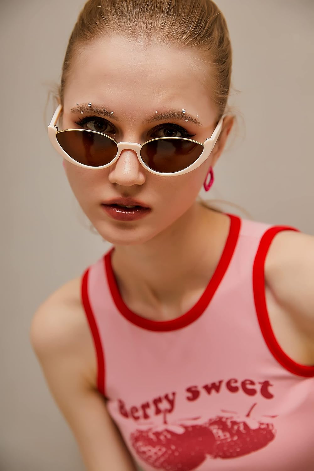 ÉÌƷͼƬ 24 | B09P86RSS8 | FEISEDY Fashion Small Cat Eye Sunglasses for Women Retro Trendy Cool Sun Glasses B2864