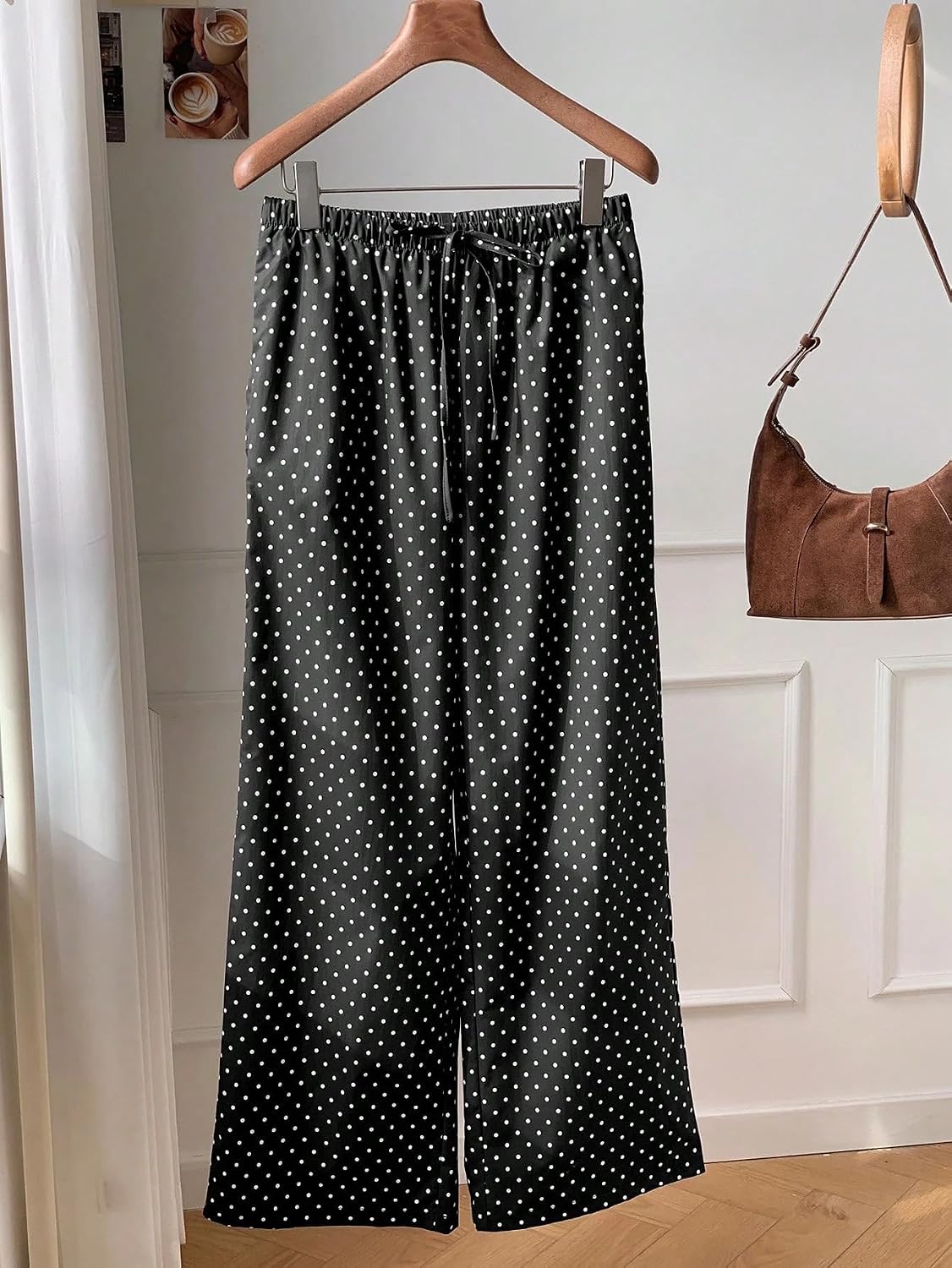商品图片 4 | B0H2VK5DLH | Women Black Polka Dots Wide Leg Pants, Drawstring Elastic Waist Casual Lounge Sweatpants with Pockets