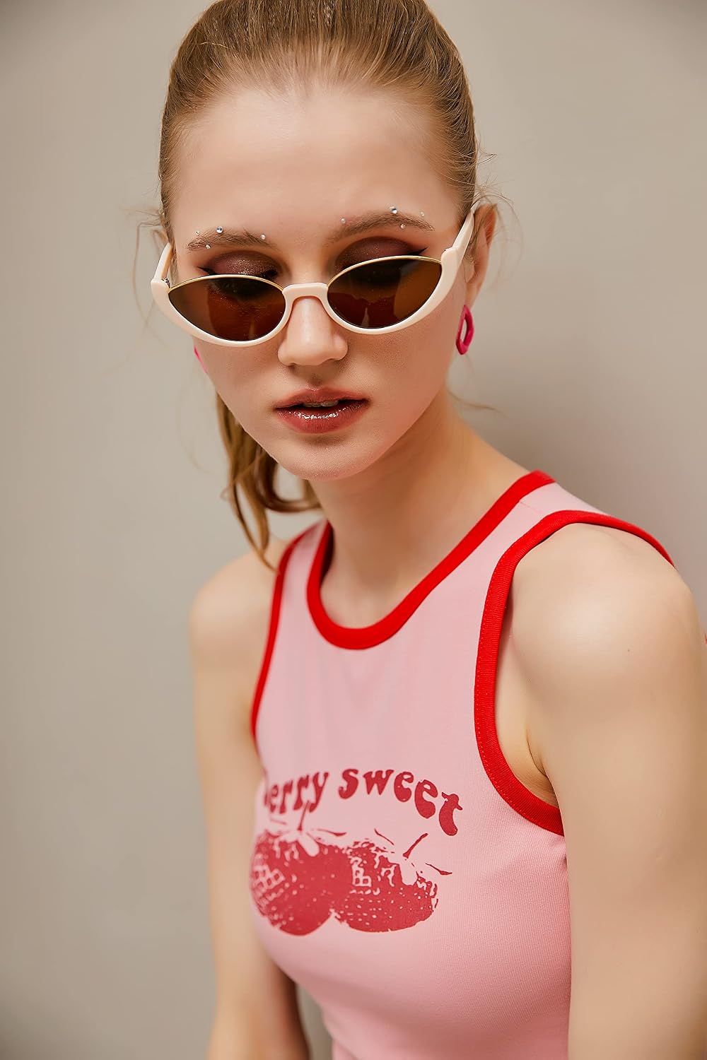 ÉÌƷͼƬ 30 | B09P86RSS8 | FEISEDY Fashion Small Cat Eye Sunglasses for Women Retro Trendy Cool Sun Glasses B2864