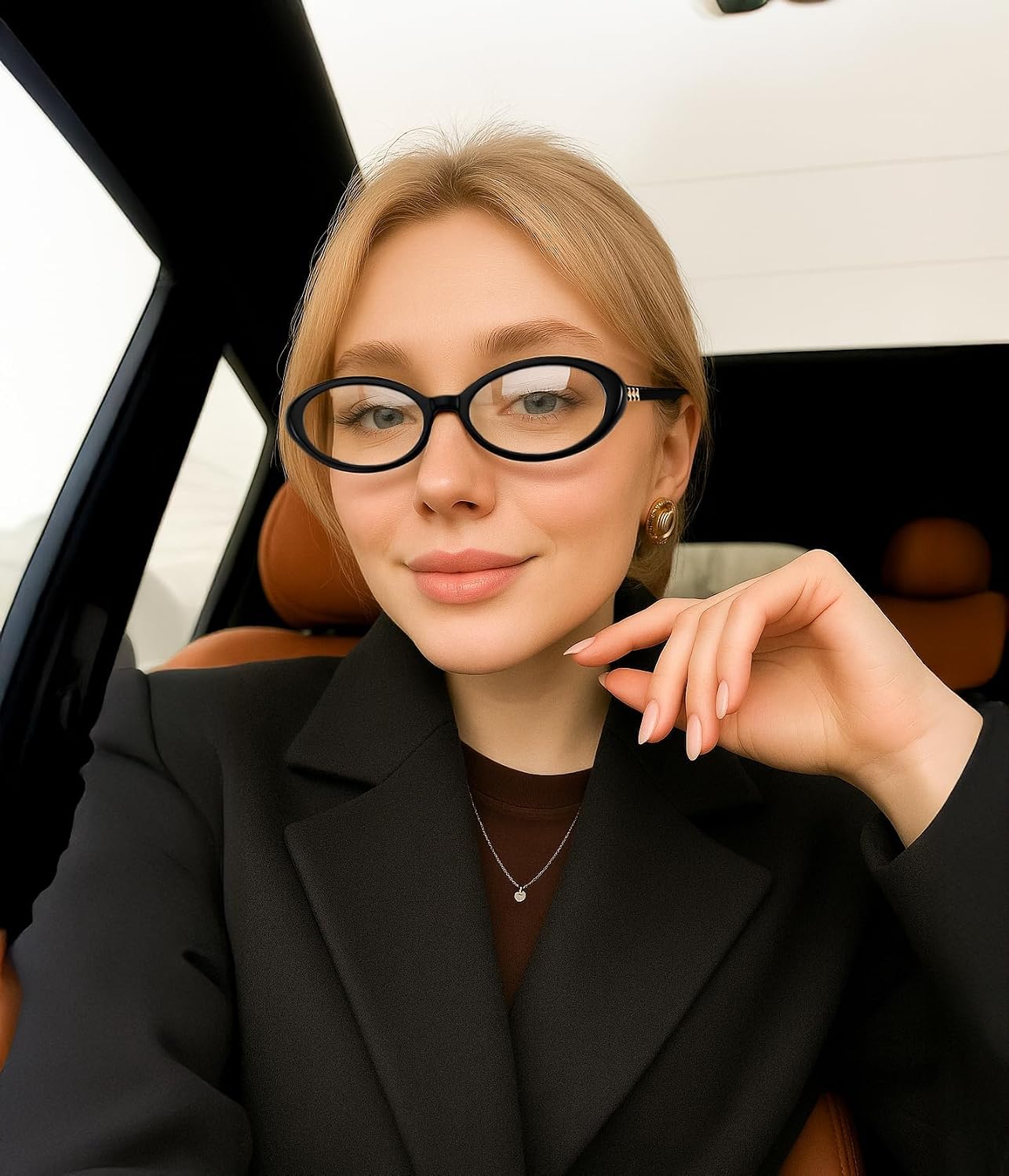 商品图片 22 | B0F6MW26L2 | FEISEDY Oval Blue Light Glasses for Woman Vintage Small Face Lightweight Eyeglasses Retro Nerd Y2K Frame B0290