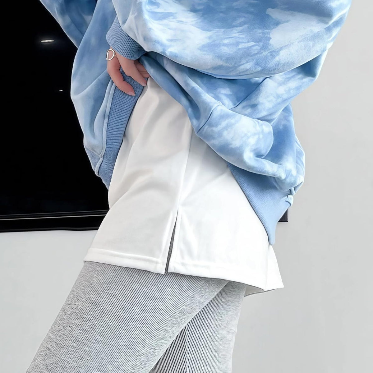 商品图片 4 | B0H3F93WMN | Women's Elegant Asymmetrical Hem Skirt with Layered Flared End, Elastic Waist Casual White Skirts Versatile Outfit Pairing