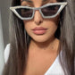 商品图片 81 | B079KYQYT3 | FEISEDY Small Cat Eye Sunglasses Vintage Square Shade Women Eyewear B2291