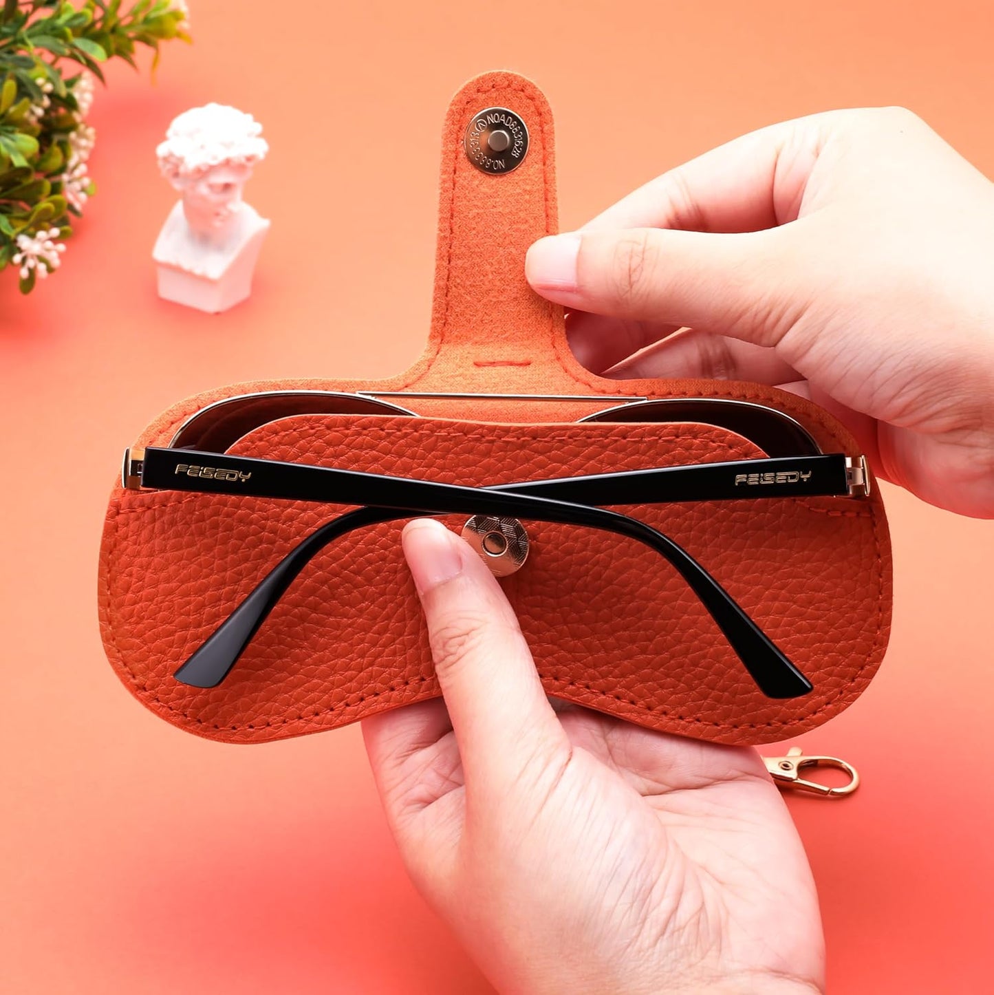商品图片 18 | B0FMY27LR3 | FEISEDY Sunglass Case, 2Pcs Soft Leather Eyeglass Cases for Women | Slim Portable Glasses Holder, with Button-Closure Wrist Strap for Travel & Outdoor B0308