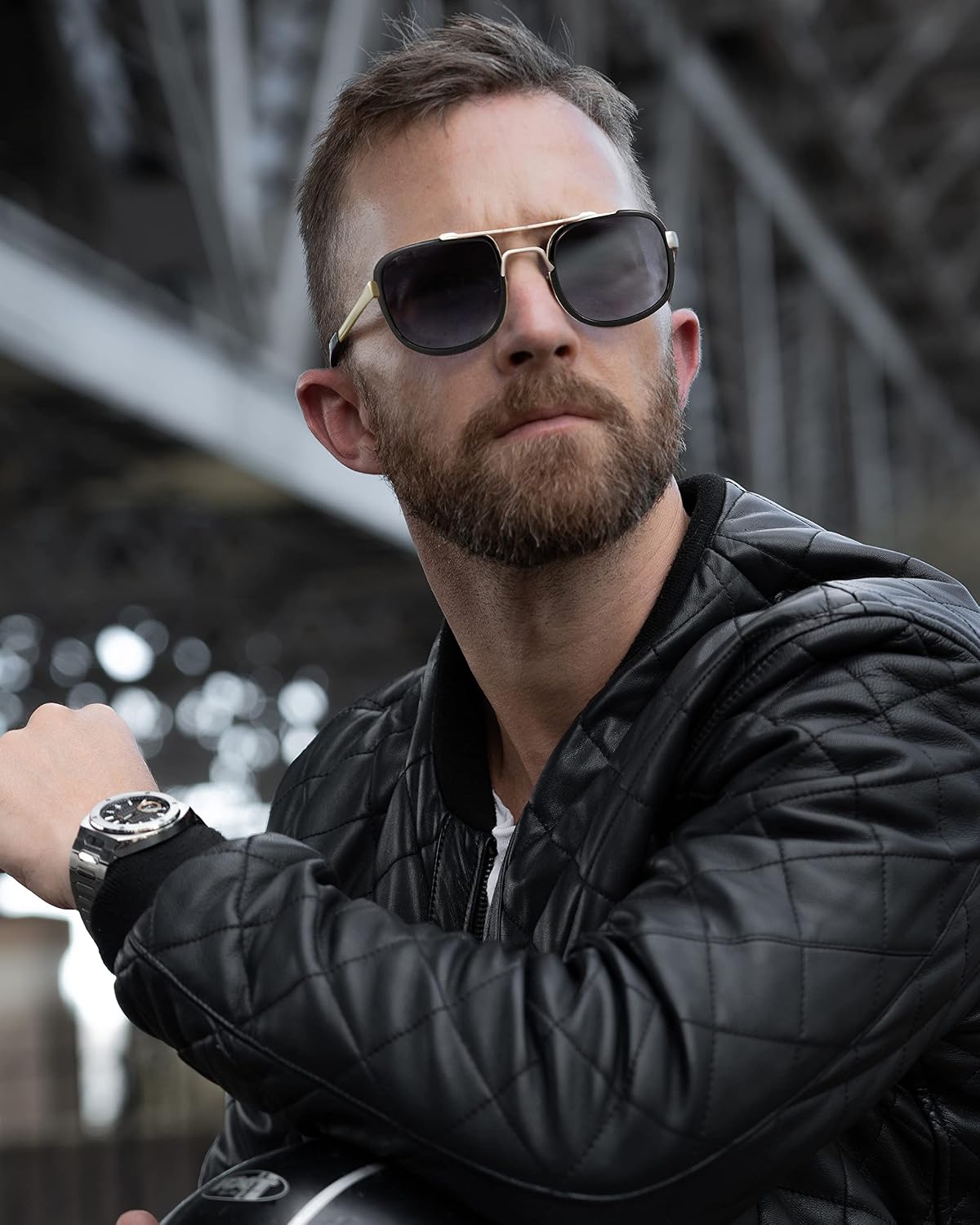 ÉÌƷͼƬ 43 | B0B681YMF5 | FEISEDY Retro Trendy Aviator Sunglasses Women Men Classic Vintage Square Sunglasses 70s Large Metal Shades B2321