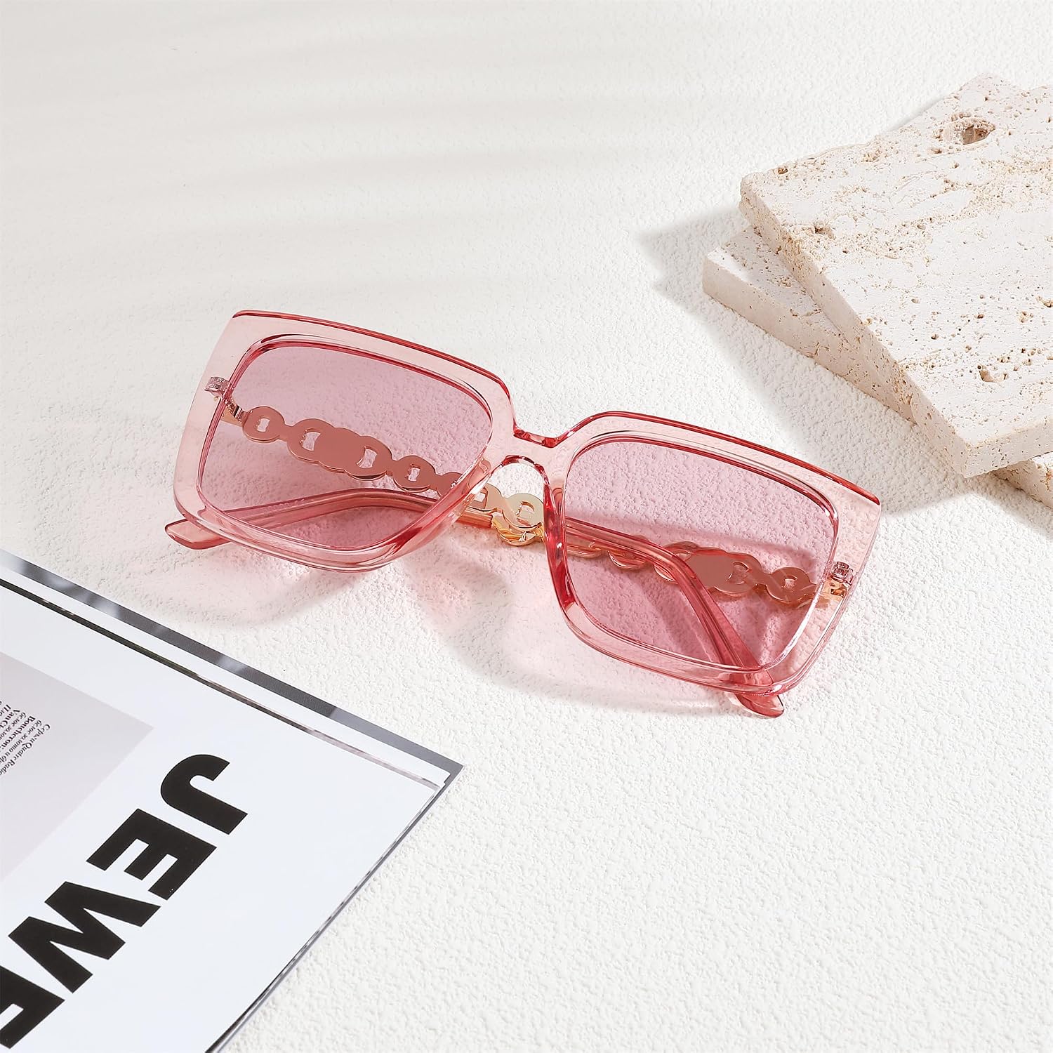 商品图片 45 | B08HVPGJW5 | FEISEDY Sunglasses Womens Trendy, Oversized Square Shades, Pearl Inlay Cat Eye Frame UV400 Protection B2625