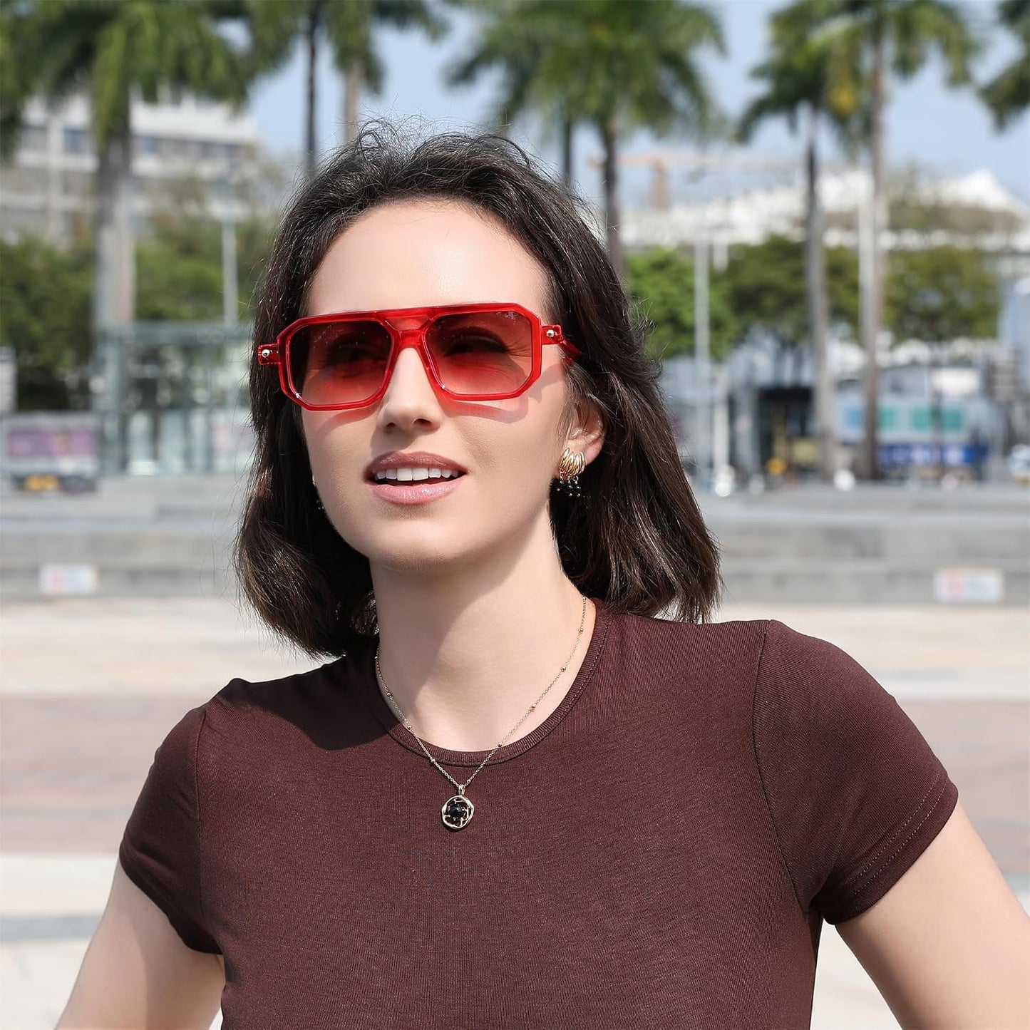 商品图片 26 | B09YTJ4FQZ | FEISEDY Vintage Square 70s Flat Aviator Sunglasses Women Men Classic Retro Stylish Frame UV400 Sunglasses B2622