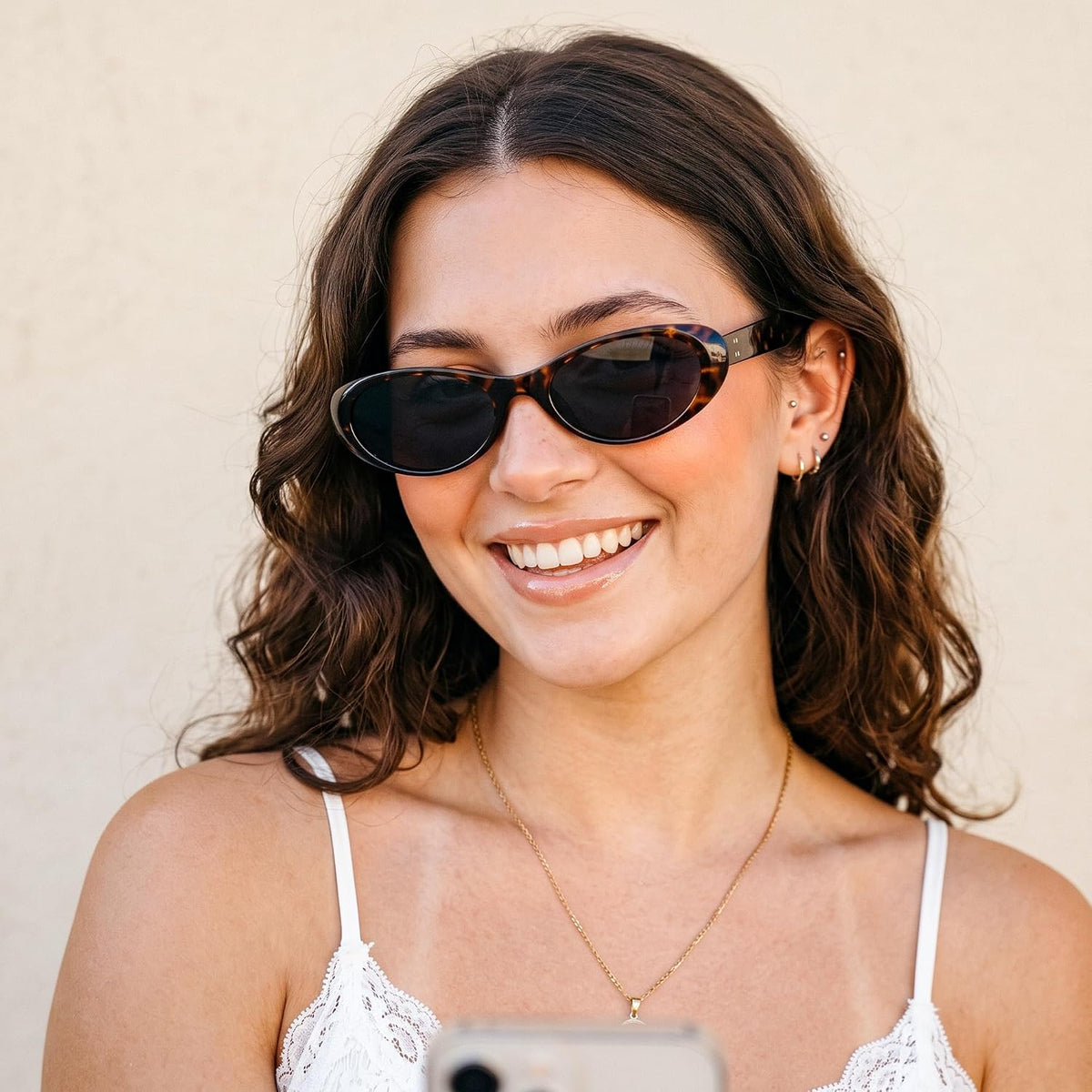 ÉÌƷͼƬ 9 | B0H6WC71MZ | FEISEDY Retro Oval Polarized Sunglasses for Women Cat Eye TR90 Shades B0460