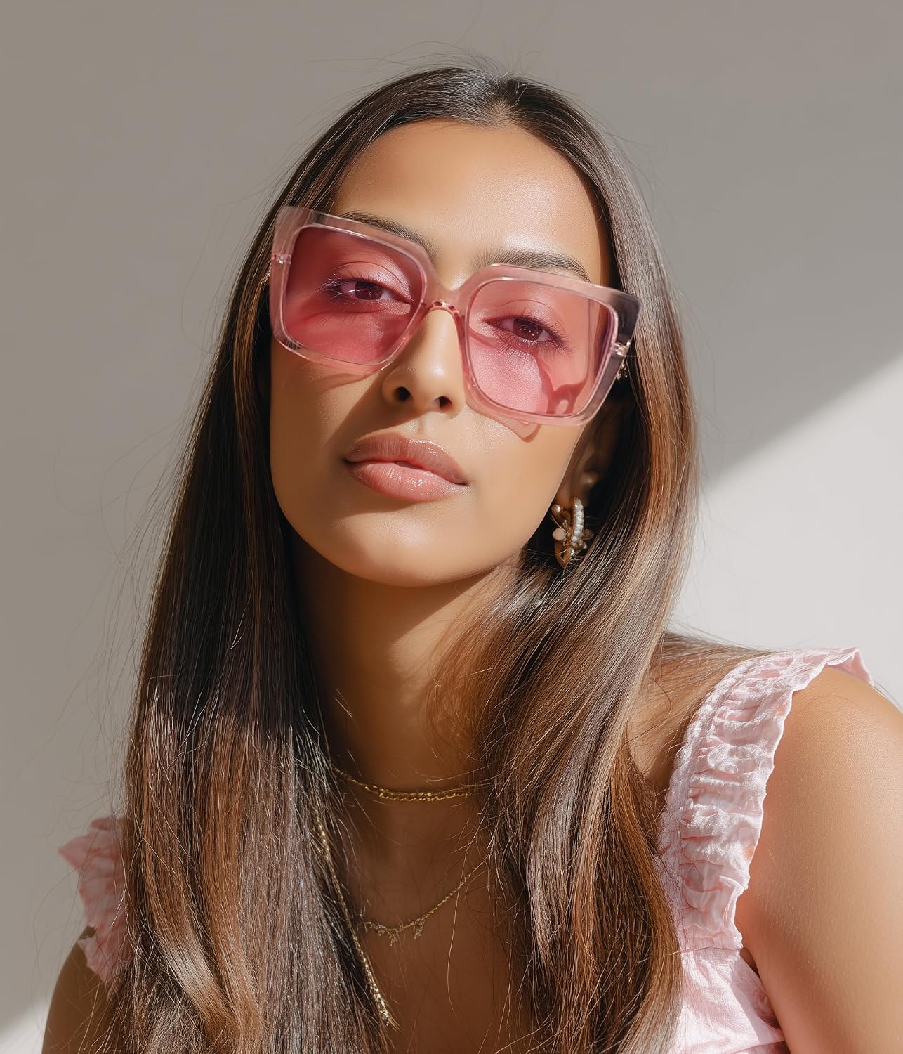 商品图片 43 | B08HVPGJW5 | FEISEDY Sunglasses Womens Trendy, Oversized Square Shades, Pearl Inlay Cat Eye Frame UV400 Protection B2625