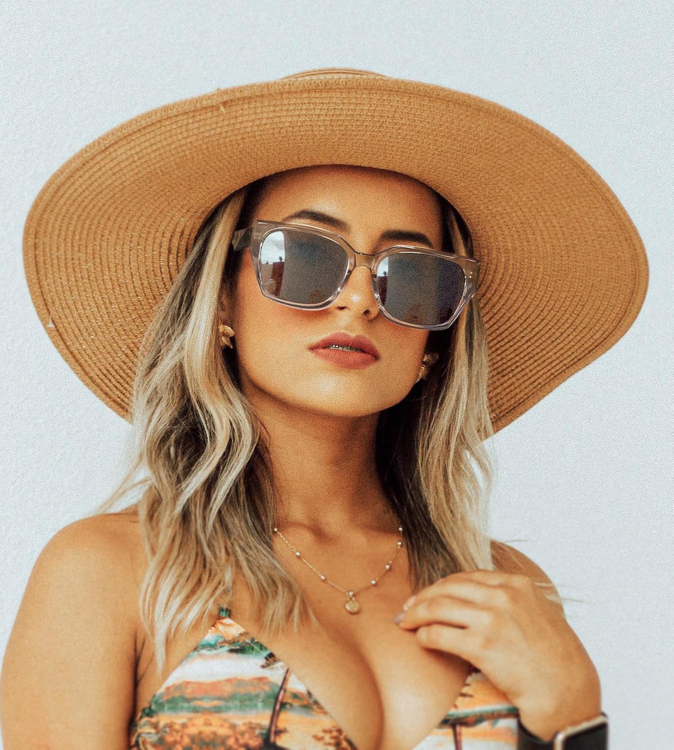 商品图片 10 | B0CWH35L5W | FEISEDY Square Fashion Sunglasses for Men Women Trendy Chunky Rectangle Sun Glasses Designer Style Shades B0107