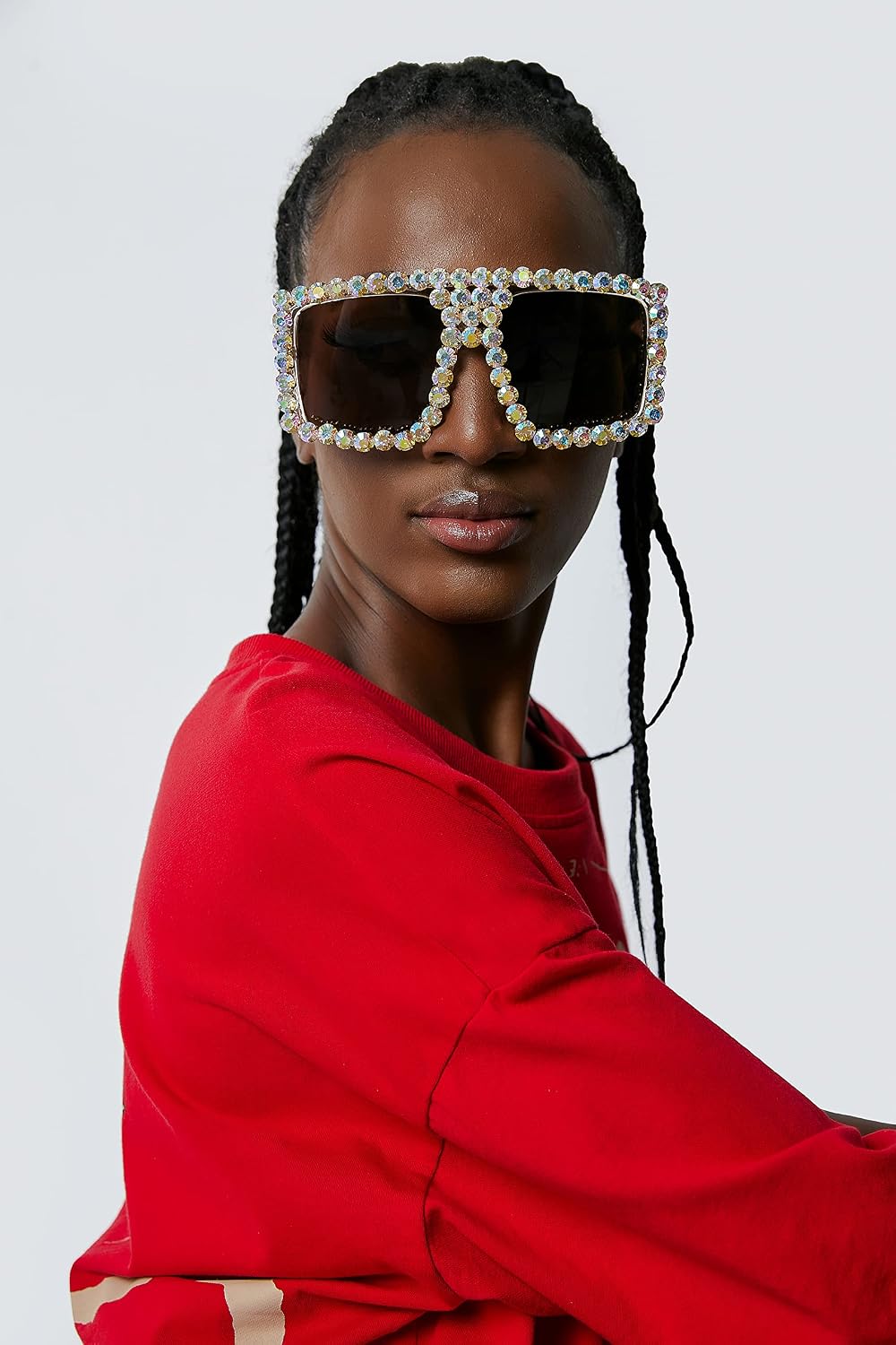 商品图片 42 | B09YHJ846J | FEISEDY Square Diamond Sunglasses for Women Retro Fashion Shiny Rhinestone Sun Glasses B2916