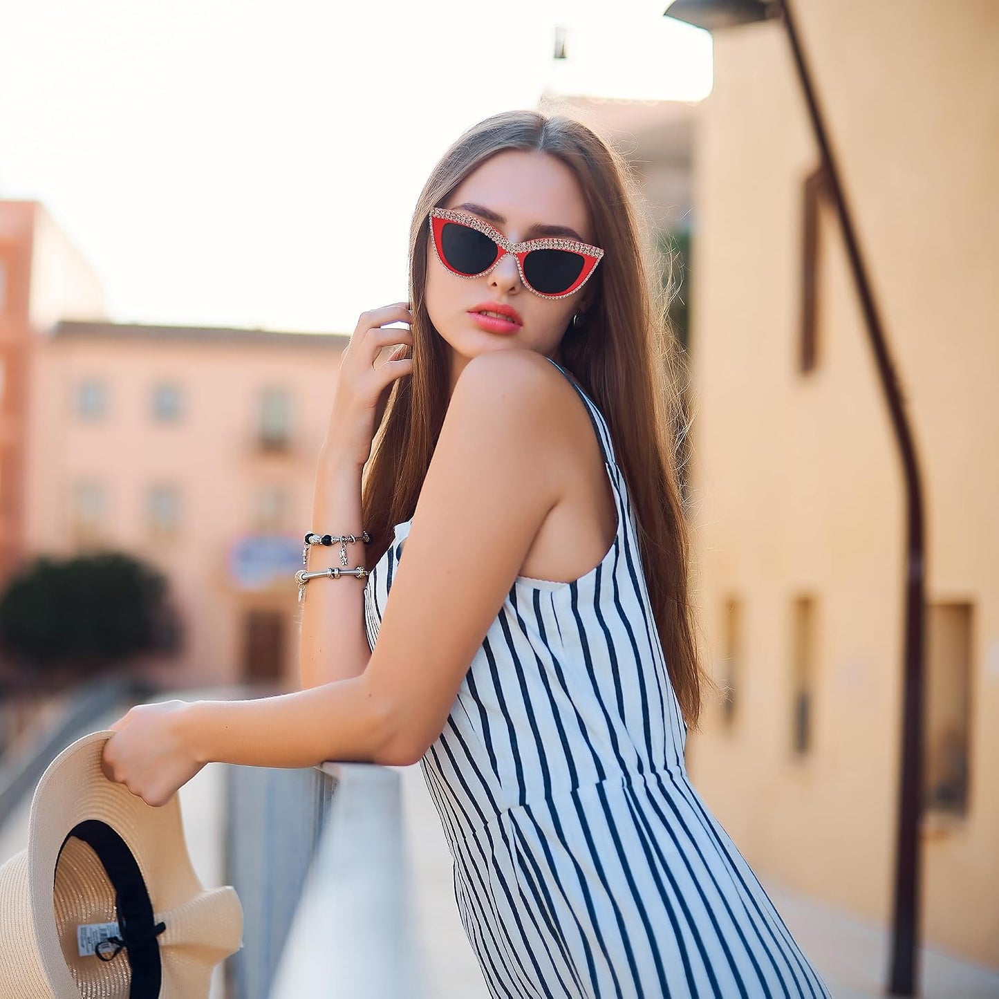 商品图片 17 | B0BZ7YMM4F | FEISEDY Oversized Women Cat Eye Rhinestone Sunglasses Costume Party B2360