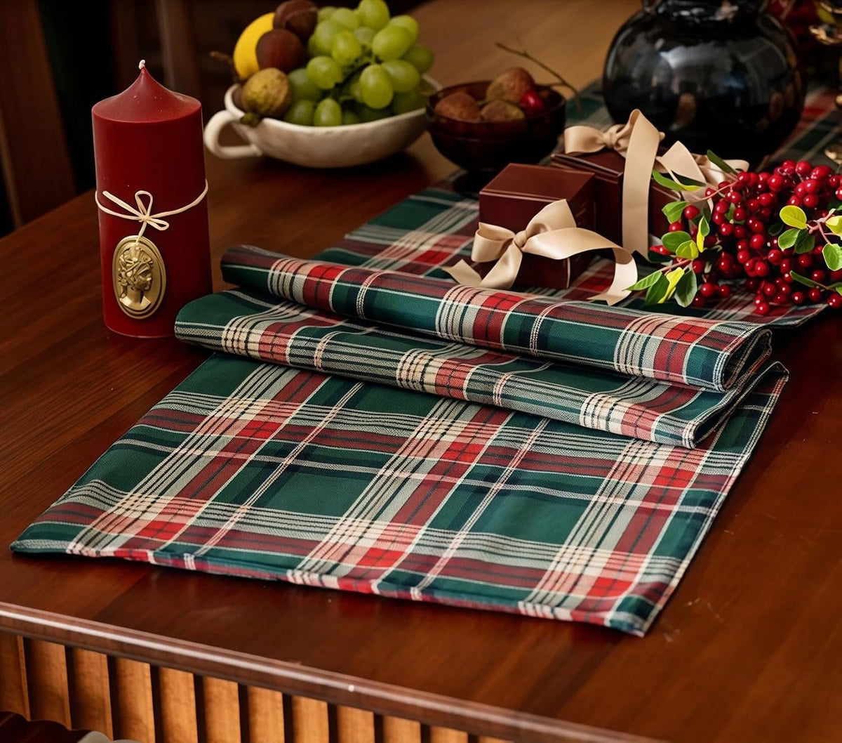 商品图片 5 | B0FYDXJR58 | Plaid Christmas Table Runner, Winter Holiday Table Runners, 11.8x70.9 Inch Dining Table Decor for Home Party Indoor Outdoor