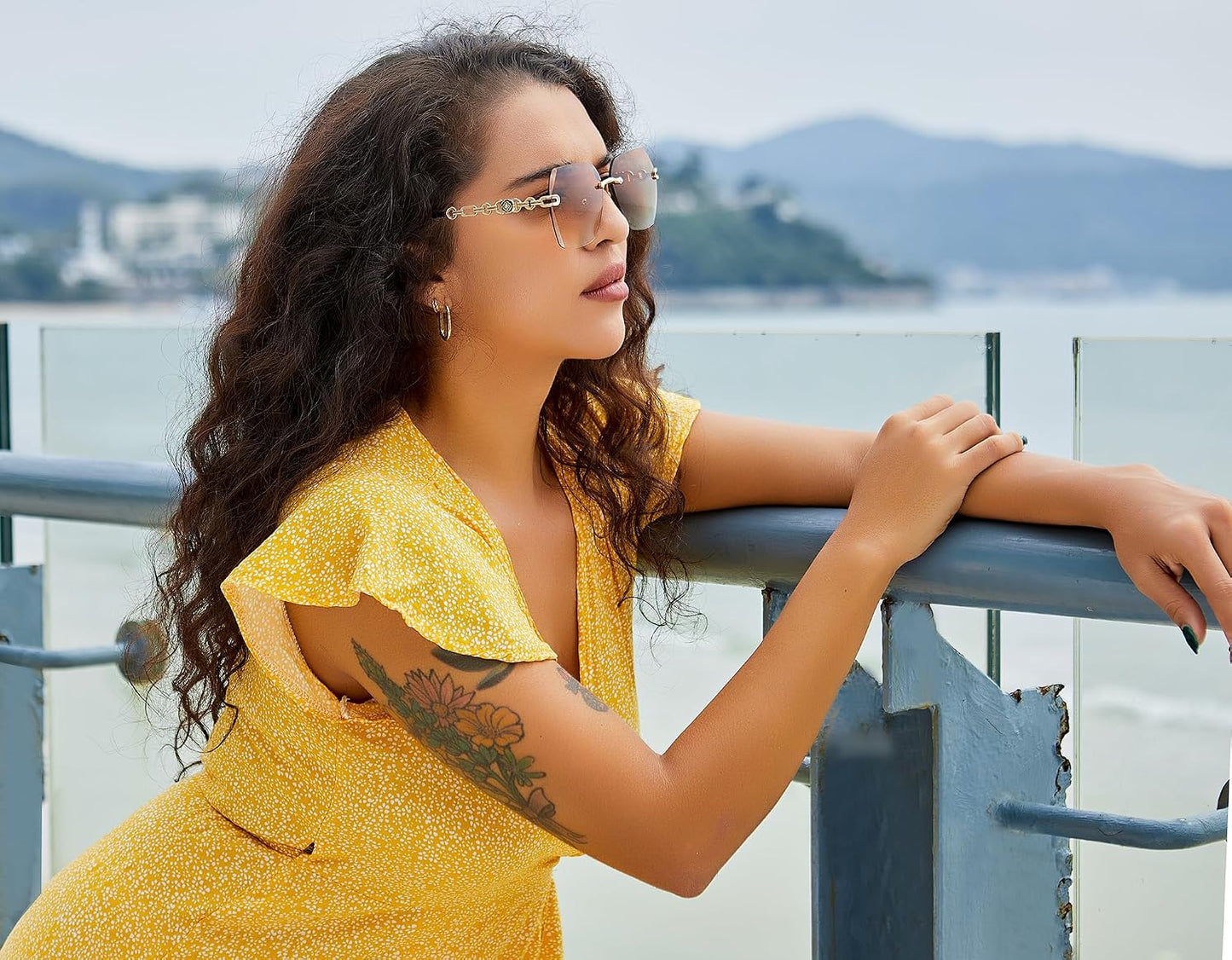 商品图片 4 | B083VRLS2Q | FEISEDY Classic Rimless Sunglasses Women Metal Frame Diamond Cutting Lens Sun Glasses B2567