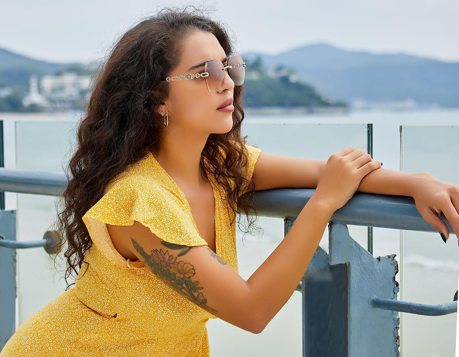 商品图片 4 | B083VRLS2Q | FEISEDY Classic Rimless Sunglasses Women Metal Frame Diamond Cutting Lens Sun Glasses B2567