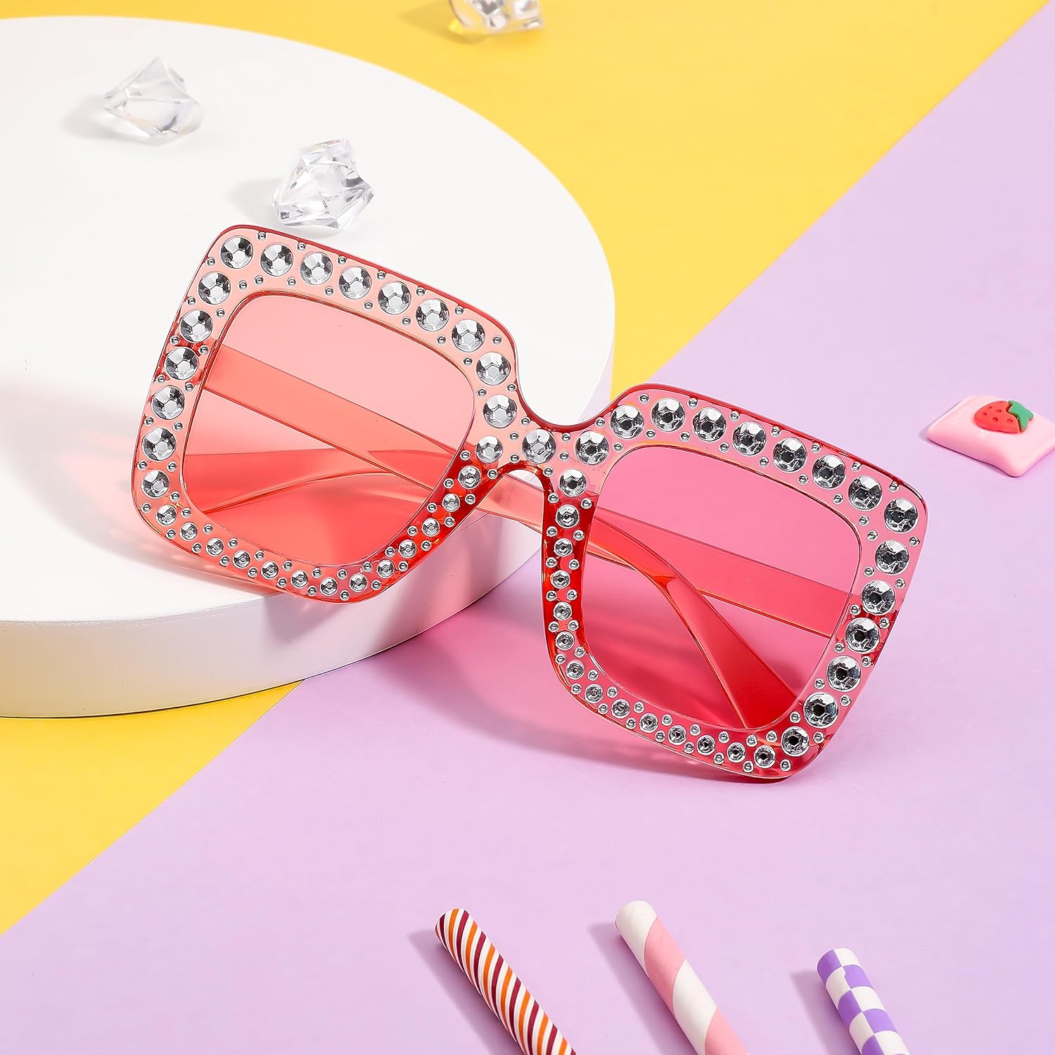 商品图片 20 | B0CFHLB4YT | FEISEDY Kids Sunglasses for Girls Oversized Square Sparkling Party Sun Glasses Lightweight Fashion Shades B0053
