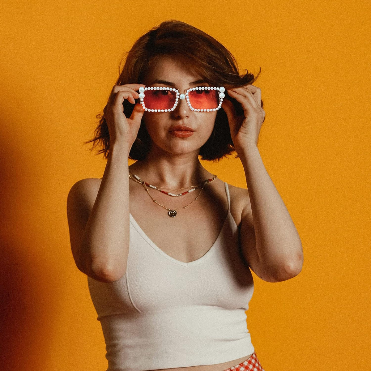 ÉÌƷͼƬ 2 | B0B9J7C26Y | FEISEDY Fashion Pearl Sunglasses for Women Cute Square Sunglasses Candy Colors Party Sun Glasses B2327